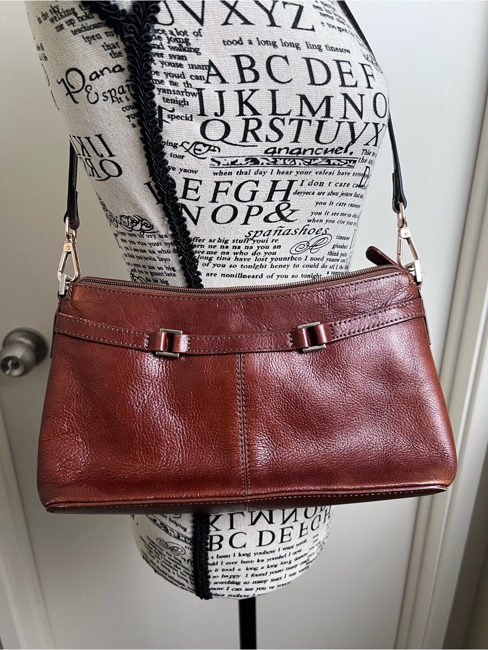 Etienne Aigner Genuine Leather Cognac Shoulder Bag Brown Y2K Minimalist Purse
